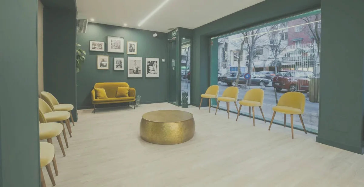 Recepción y sala de espera